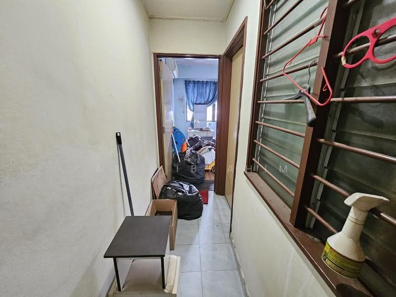 Rumah Teres 2-Tingkat untuk Dijual di Pandan Jaya (Ampang) - Azli Ibrahim - Corridor - PropertyGuru.com.my