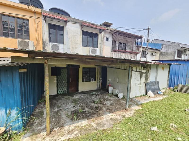 Rumah Teres 2-Tingkat untuk Dijual di Pandan Jaya (Ampang) - Azli Ibrahim - Exterior - PropertyGuru.com.my
