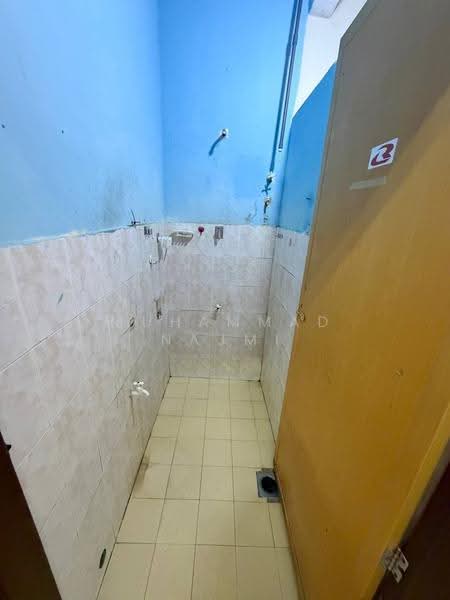 Rumah Teres untuk Dijual di Kuantan (Pahang) - Muhammad Najmi - Bathroom - PropertyGuru.com.my