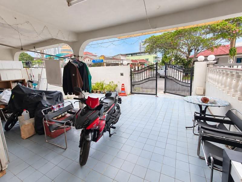 1.5-storey Terraced House for Sale in Taman Sri Melati (Selayang) - Azli Ibrahim - Exterior - PropertyGuru.com.my