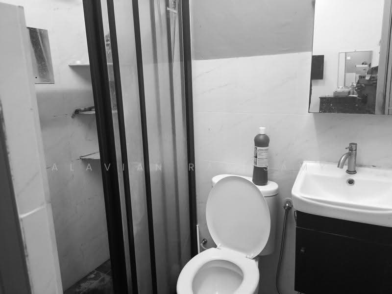 Semi-Detached House for Sale in Taman Johan Setia (Klang) - Alavian Ramasamy - Bathroom - PropertyGuru.com.my