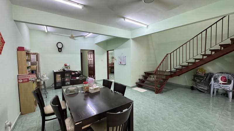 2-storey Terraced House for Sale in Cheras (Kuala Lumpur) - Lewis Tam - Dining Room - PropertyGuru.com.my