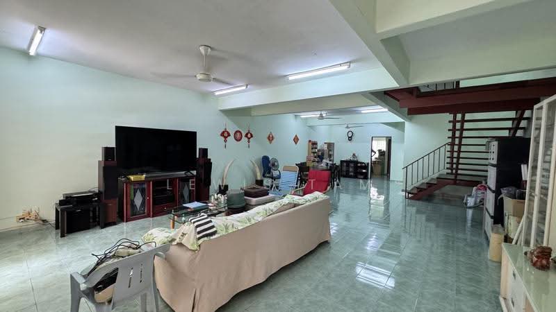 2-storey Terraced House for Sale in Cheras (Kuala Lumpur) - Lewis Tam - Living Room - PropertyGuru.com.my