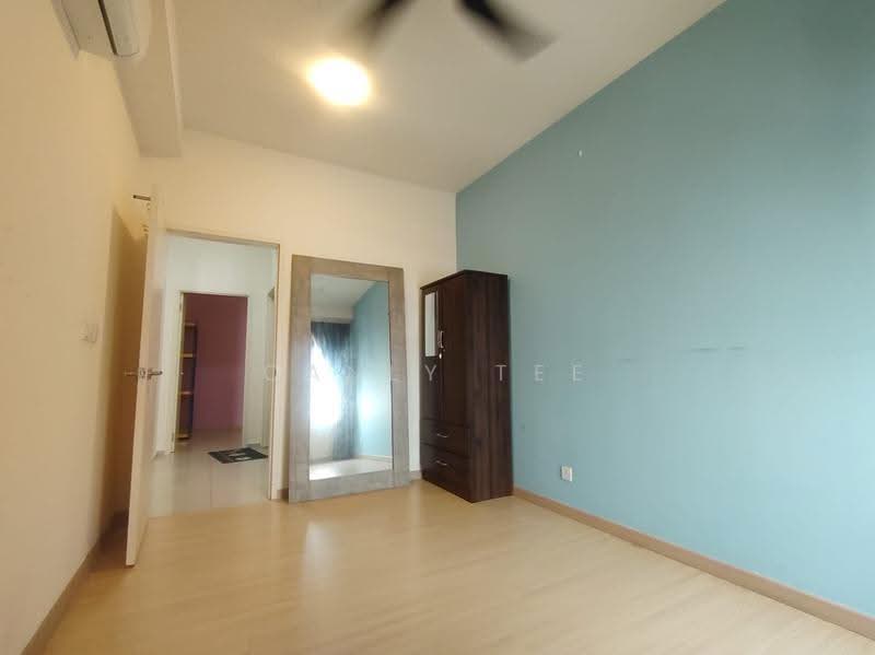 Kediaman Servis untuk Disewa di Gravit8, Klang - Canly Tee - Bedroom - PropertyGuru.com.my