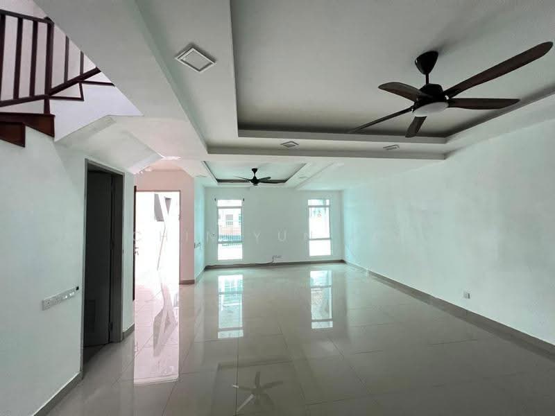 Rumah Teres untuk Disewa di Kuantan (Pahang) - Chin Yun Lee - Living Room - PropertyGuru.com.my