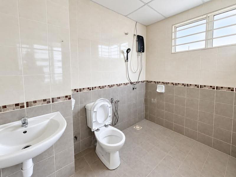 Condominium for Sale at Selayang Point - Alven Lim - Bathroom - PropertyGuru.com.my