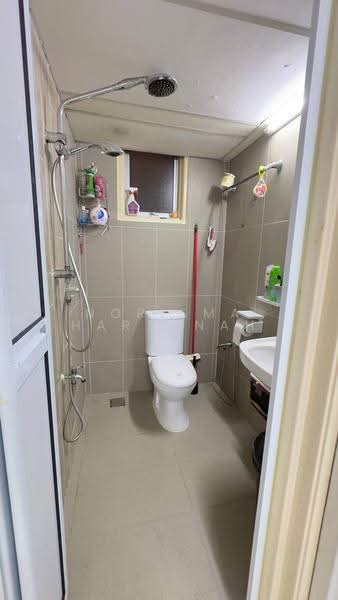 Apartment for Sale at Vista Pinggiran Apartment - Norisma Hartanah - Bathroom - PropertyGuru.com.my
