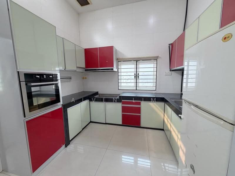 2-storey Terraced House for Sale in Bandar Sri Damansara (Selangor) - Alven Lim - Kitchen - PropertyGuru.com.my