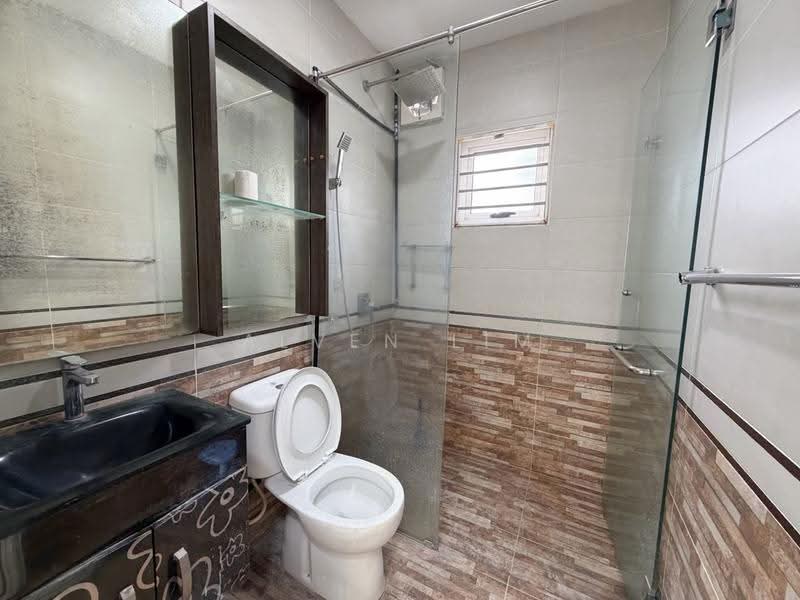 2-storey Terraced House for Sale in Bandar Sri Damansara (Selangor) - Alven Lim - Bathroom - PropertyGuru.com.my