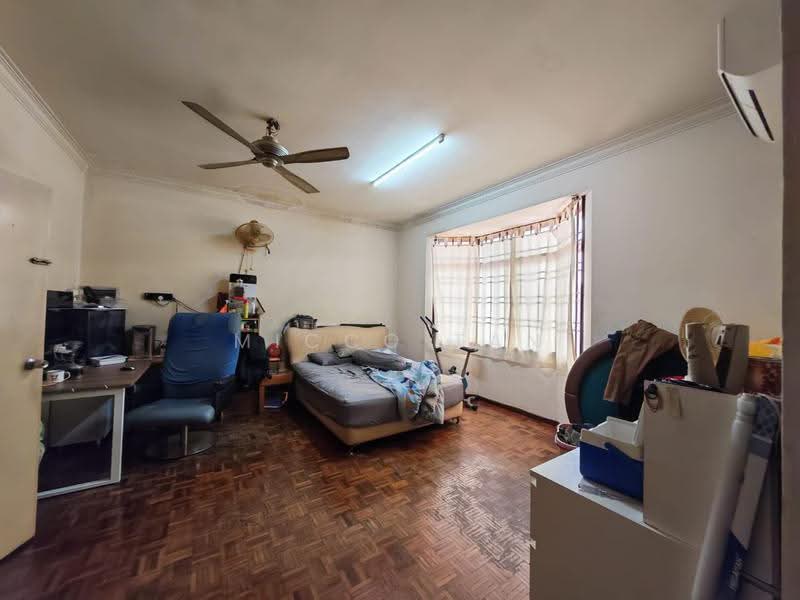 Rumah Teres 2-Tingkat untuk Dijual di Taman Seri Orkid (Skudai) - Micco Tan - Bedroom - PropertyGuru.com.my