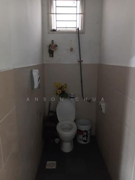 Kedai / Pejabat untuk Disewa di Setia Tropika (Johor Bahru) - Anson Chua - Bathroom - PropertyGuru.com.my
