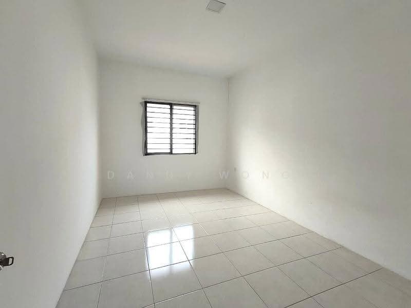 Rumah Teres 2-Tingkat untuk Disewa di Taman Scientex Rawang (Rawang) - Danny Wong - PropertyGuru.com.my