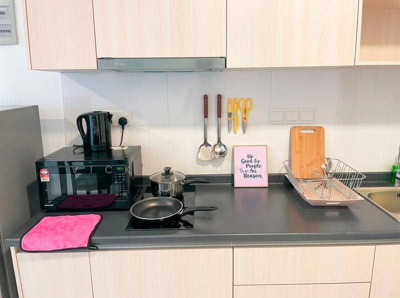 Kediaman Servis untuk Disewa di Parc 3 - Vickky Wong CF - Kitchen - PropertyGuru.com.my