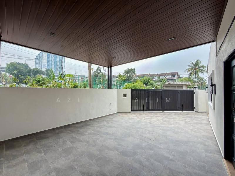 Rumah Teres 2-Tingkat untuk Dijual di Taman Sri Sinar (Segambut) - Azli Ibrahim - Exterior - PropertyGuru.com.my