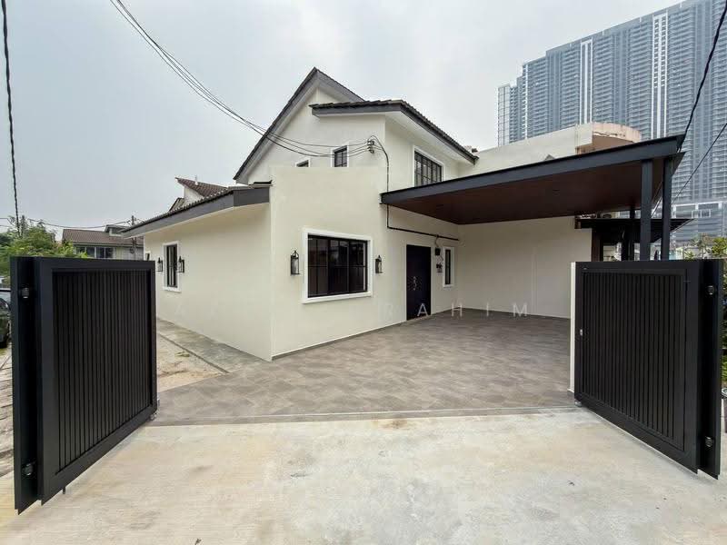 Rumah Teres 2-Tingkat untuk Dijual di Taman Sri Sinar (Segambut) - Azli Ibrahim - Exterior - PropertyGuru.com.my