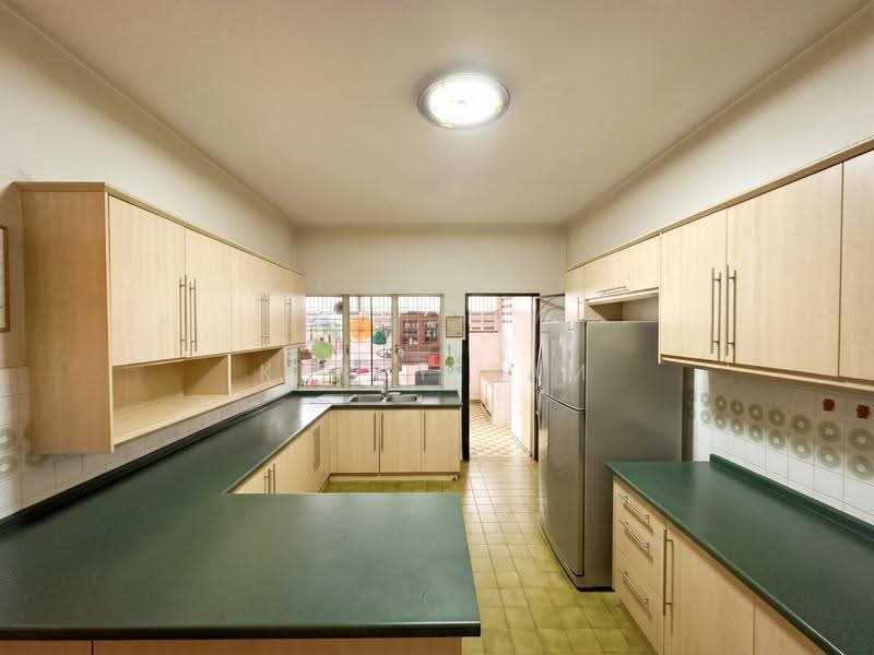 Semi-Detached House for Sale in SS 21, Damansara Utama (Petaling Jaya) - Kerry Tam - Kitchen - PropertyGuru.com.my