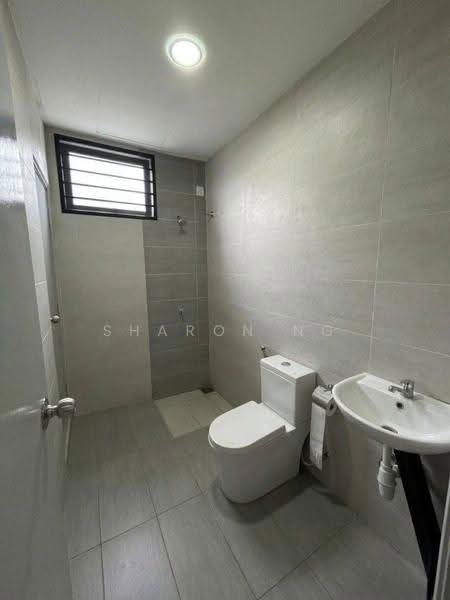 2-storey Terraced House for Sale in Taman Sutera Utama (Skudai) - Sharon Ng - Bathroom - PropertyGuru.com.my
