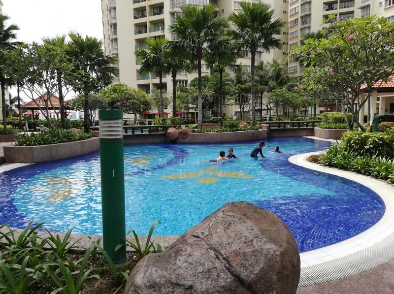 Kondominium untuk Dijual di Villa Wangsamas - Muhd Khairulnawawi Kamaruddin - Pool - PropertyGuru.com.my
