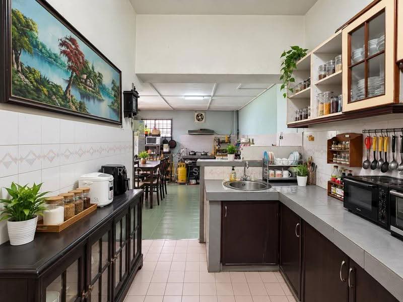Rumah Teres 2-Tingkat untuk Dijual di Bukit Idaman (Selayang) - Firdaus Husin - Kitchen - PropertyGuru.com.my