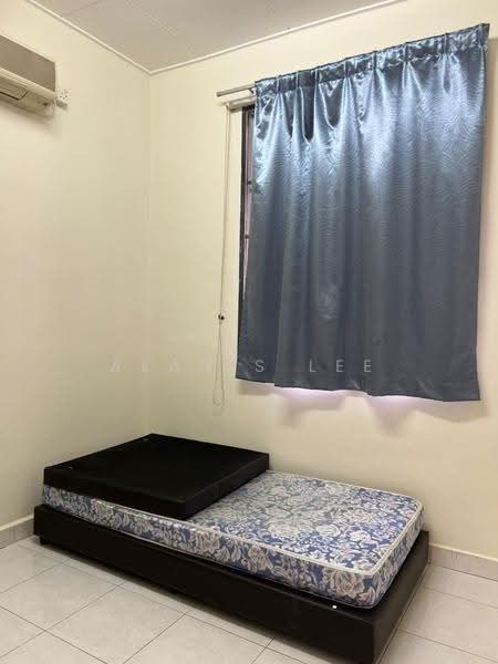 2-storey Terraced House for Rent in Taman Setia Indah (Tebrau) - Alanis Lee - Bedroom - PropertyGuru.com.my