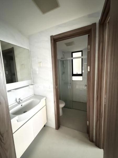 Apartment for Sale at Starview Bay @ Forest City - Emily Hau - Bathroom - PropertyGuru.com.my
