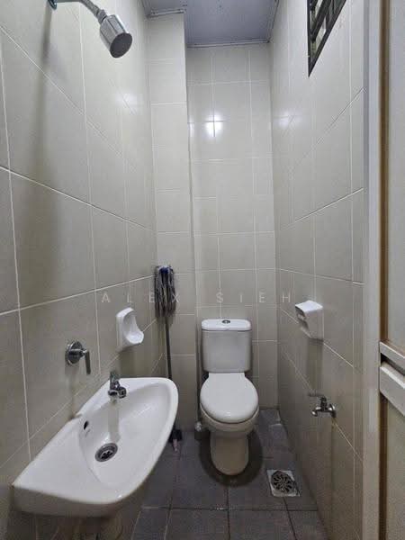 Semi-Detached House for Rent in Johor Bahru (Johor) - Alex Sieh - PropertyGuru.com.my