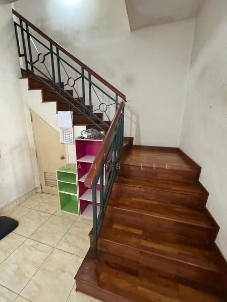 Rumah Teres 2-Tingkat untuk Disewa di Taman Gaya (Ulu Tiram) - Alanis Lee - PropertyGuru.com.my