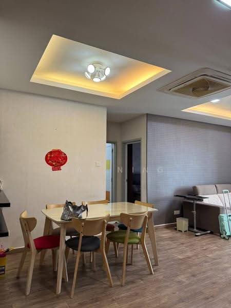 Kediaman Servis untuk Dijual di Seasons Amara Larkin - Wan Ning - Dining Room - PropertyGuru.com.my