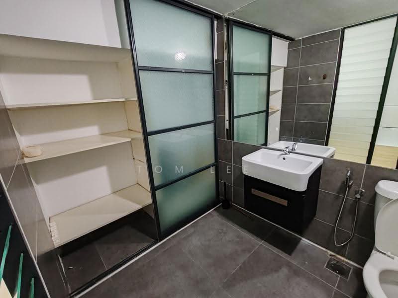 Kondominium untuk Disewa di Empire Damansara (Empire SOHO 2) - Tom Lee - Bathroom - PropertyGuru.com.my