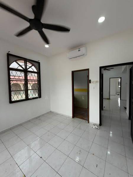 Rumah Kluster untuk Disewa di Taman Desa Cemerlang (Ulu Tiram) - Alanis Lee - Interior - PropertyGuru.com.my