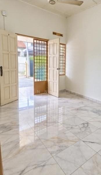 Rumah Teres 1-Tingkat untuk Dijual di Taman Free School (Jelutong) - Jennifer Lee - PropertyGuru.com.my