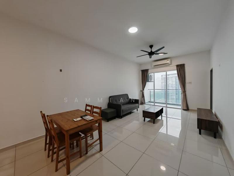 Kondominium untuk Disewa di Iris Residence - Sammeane . - Living Room - PropertyGuru.com.my