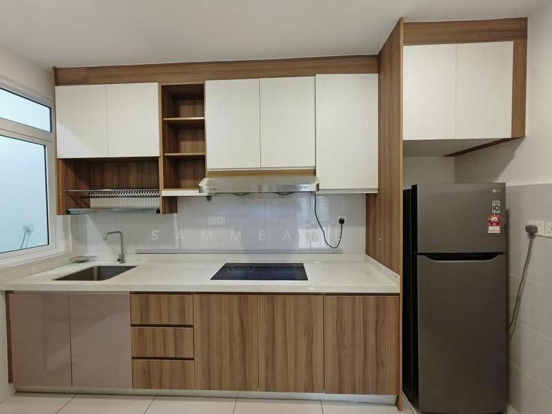 Kondominium untuk Disewa di Iris Residence - Sammeane . - Kitchen - PropertyGuru.com.my