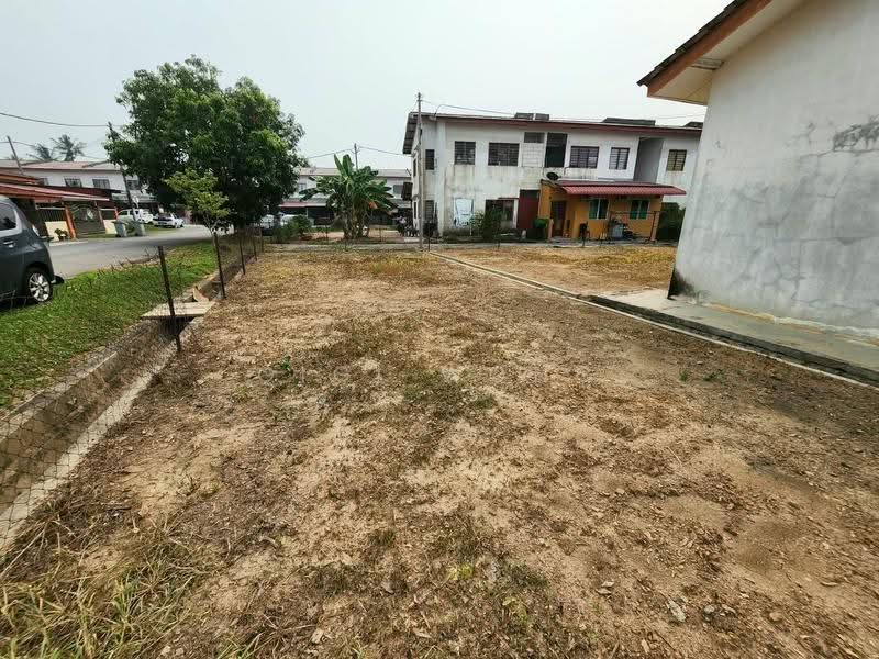 1-storey Terraced House for Sale in Taman Debunga (Merlimau) - Gigi Wong - PropertyGuru.com.my