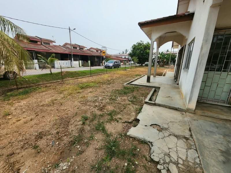1-storey Terraced House for Sale in Taman Debunga (Merlimau) - Gigi Wong - PropertyGuru.com.my