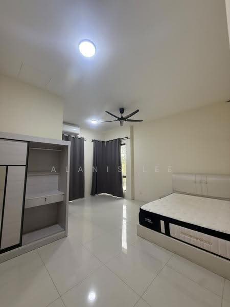 Semi-Detached House for Rent in Johor Bahru (Johor) - Alanis Lee - Bedroom - PropertyGuru.com.my