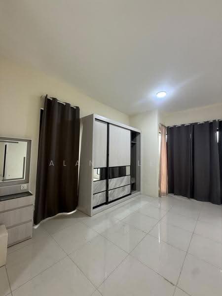 Semi-Detached House for Rent in Johor Bahru (Johor) - Alanis Lee - Bedroom - PropertyGuru.com.my