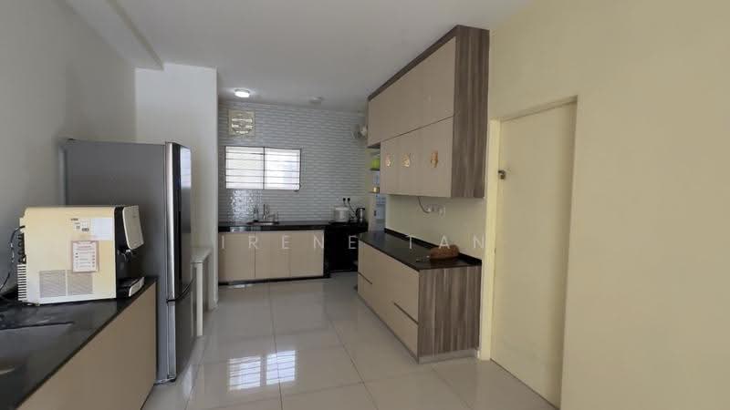 Bungalow House for Sale in Saujana Puchong (Puchong) - Irene Tan - Kitchen - PropertyGuru.com.my