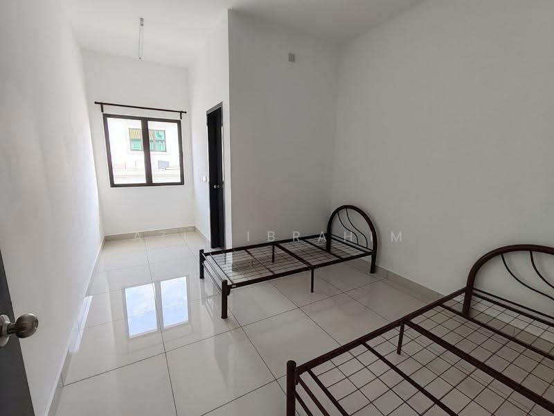 Rumah Teres 2-Tingkat untuk Dijual di Alam Sari (Bangi) - Azli Ibrahim - Bedroom - PropertyGuru.com.my