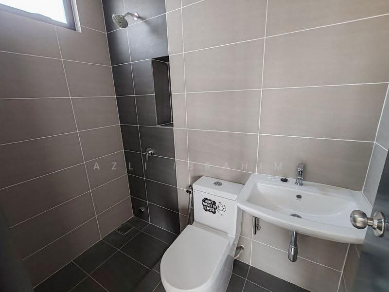Rumah Teres 2-Tingkat untuk Dijual di Alam Sari (Bangi) - Azli Ibrahim - Bathroom - PropertyGuru.com.my