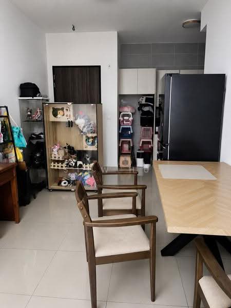 Service Residence for Sale at Twin Tower Residence - Siew Hui - Living Room - PropertyGuru.com.my