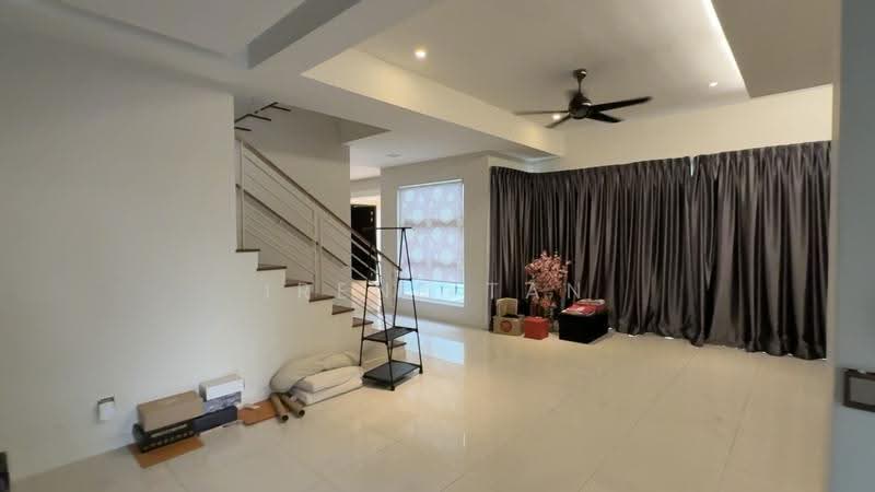 Bungalow House for Sale in Saujana Puchong (Puchong) - Irene Tan - Living Room - PropertyGuru.com.my