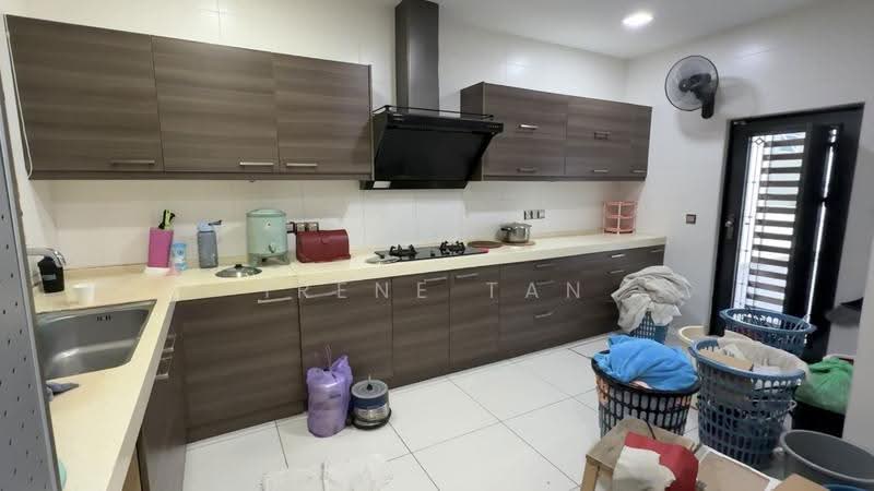 Bungalow House for Sale in Saujana Puchong (Puchong) - Irene Tan - Kitchen - PropertyGuru.com.my