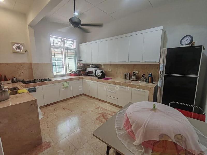 1-storey Terraced House for Sale in Taman Tasik Utama (Bukit Katil) - Gigi Wong - PropertyGuru.com.my