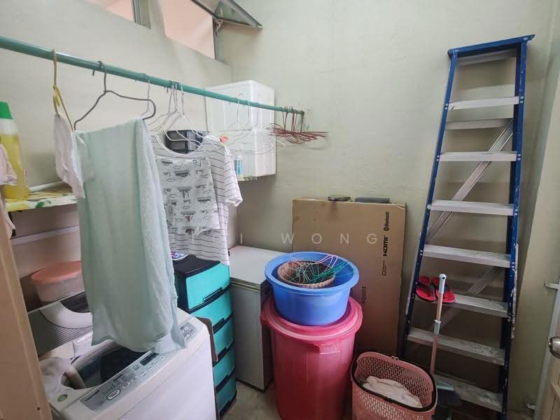 1-storey Terraced House for Sale in Taman Tasik Utama (Bukit Katil) - Gigi Wong - PropertyGuru.com.my