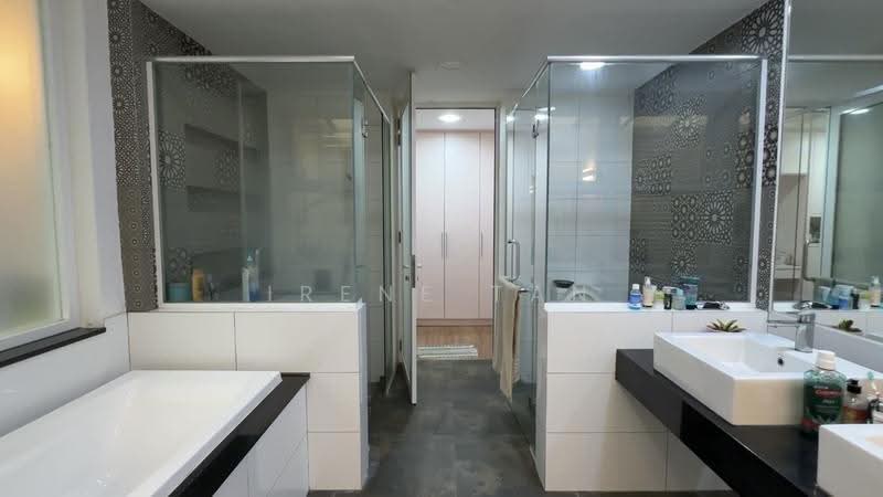 Rumah Berkembar untuk Dijual di Saujana Puchong (Puchong) - Irene Tan - Bathroom - PropertyGuru.com.my