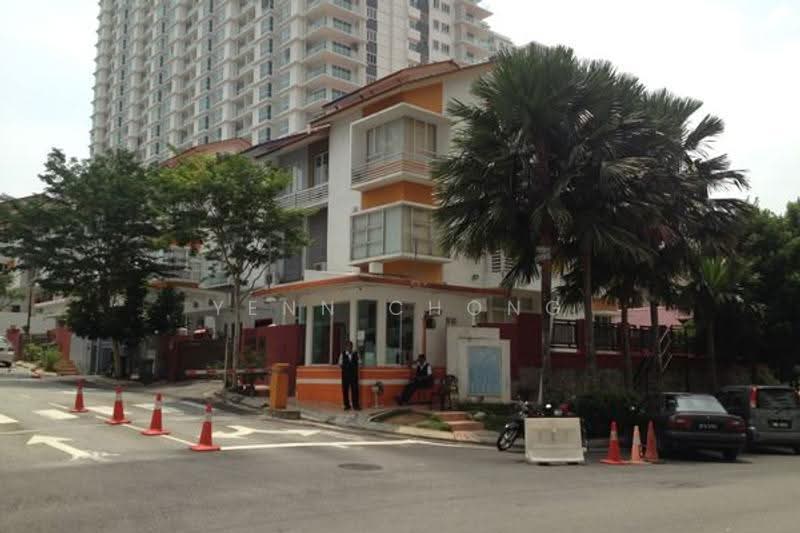 Rumah Berkembar untuk Dijual di Kuchai Lama (Kuala Lumpur) - Yenn Chong - Exterior - PropertyGuru.com.my