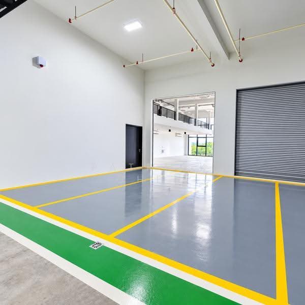 Factory for Rent in Taman Sains Selangor (Kota Damansara) - Patrick Chen - Car Park - PropertyGuru.com.my