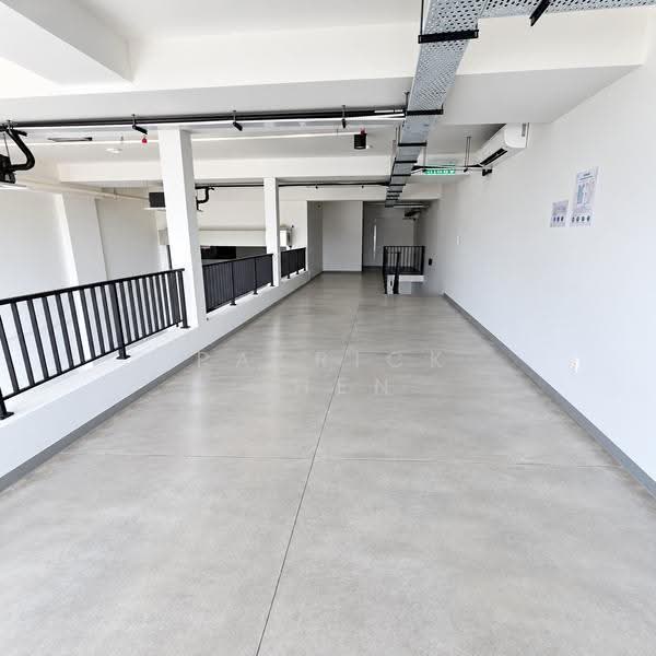 Factory for Rent in Taman Sains Selangor (Kota Damansara) - Patrick Chen - Corridor - PropertyGuru.com.my