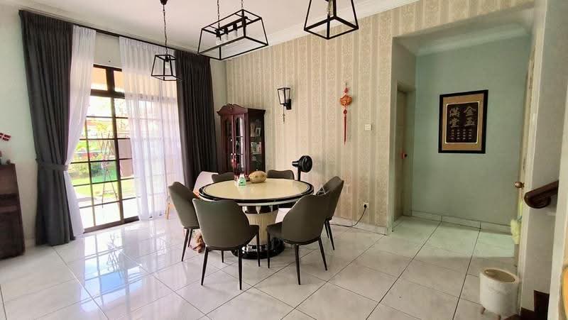 2-storey Terraced House for Sale in Taman Molek (Johor Bahru) - Yik Tat - Dining Room - PropertyGuru.com.my